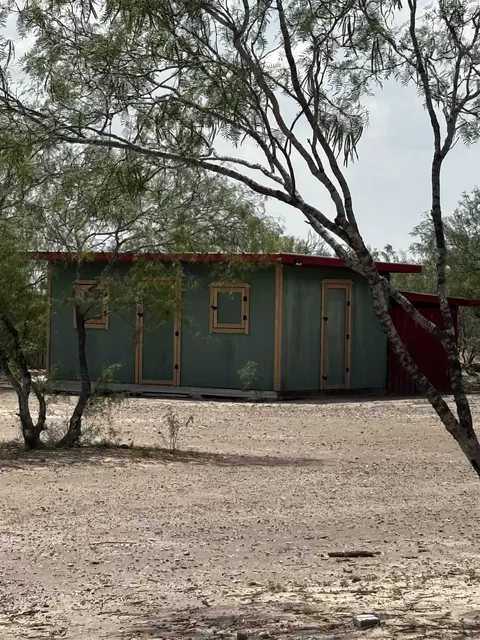 439 Ranch Road 7016c, Laredo, TX 78043 photo 4