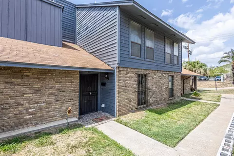 201 E Del Mar Blvd #126, Laredo, TX 78041