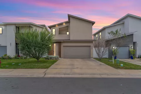 409 Deer Path Loop, Laredo, TX 78045 photo 1