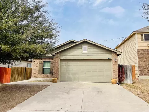 2038 Port Miami St, Laredo, TX 78045