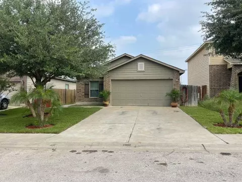 2038 Port Miami St, Laredo, TX 78045