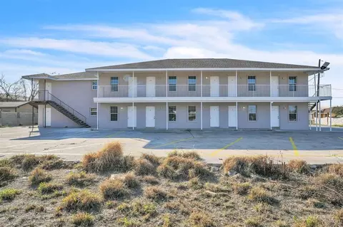 1303 Philadelphia St, Laredo, TX 78041
