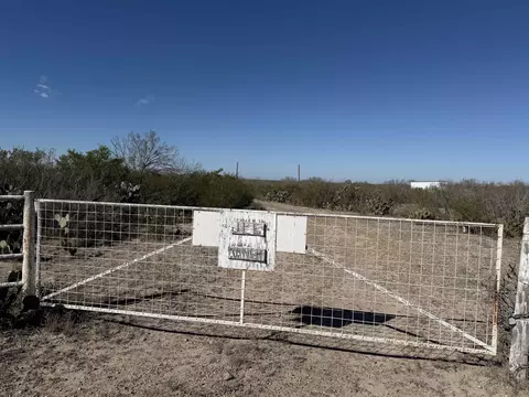 1862 Las Pilas Rd, Webb County, TX 78045