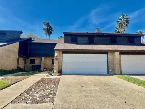 16 Quadrangle Cir #16, Laredo, TX 78041