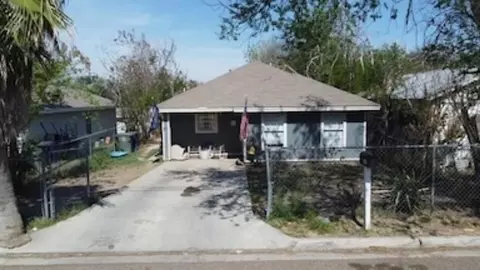 1102 Musser St, Laredo, TX 78040