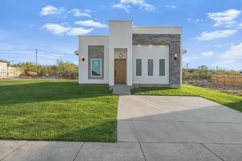 5217 Galicia Ln, Laredo, TX 78046