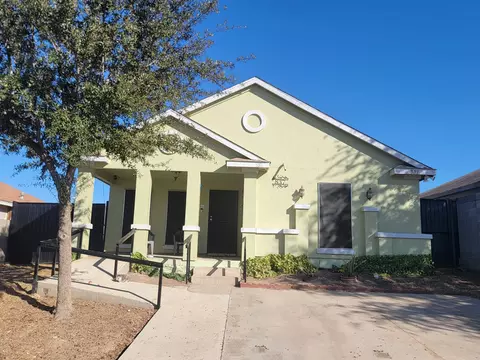 837 George Read Dr, Laredo, TX 78043