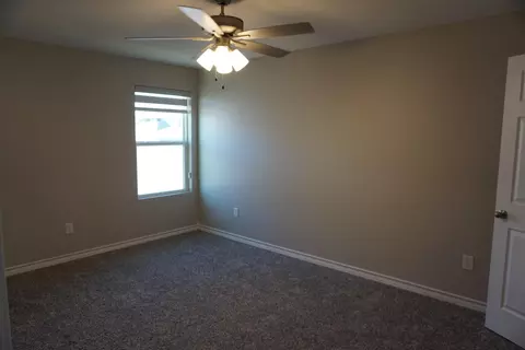 Bedroom - 1610 Alborada Dr, Laredo, TX 78045 photo 4 of 5
