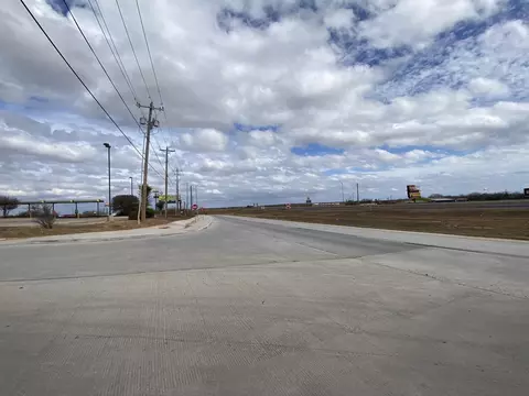 18 Ih-35 Access Rd, Cotulla, TX 78014 photo 6