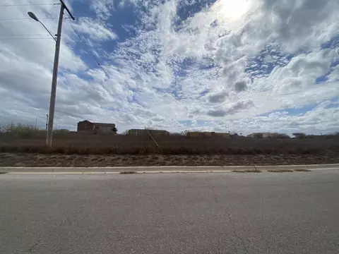 20 Ih-35 Access Rd, Cotulla, TX 78014