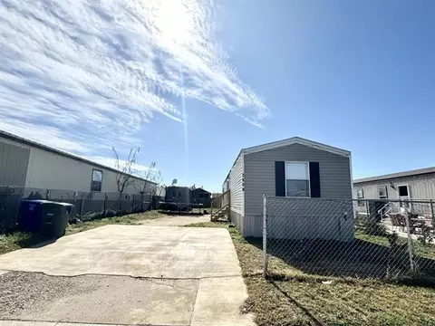 2609 Canelo Dr, Laredo, TX 78046