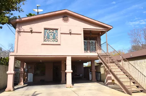 308 E Olive St, Laredo, TX 78041 photo 1