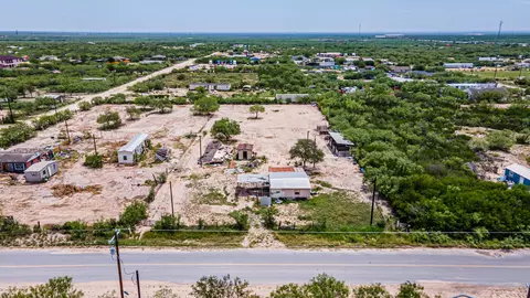 309 Main St, Laredo, TX 78043 photo 9
