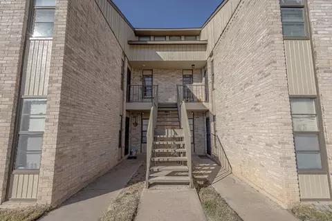 100 E Hillside Rd #206, Laredo, TX 78041 photo 1