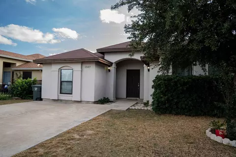 1507 Riddle Dr, Laredo, TX 78046