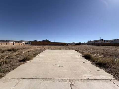 5223 Olite Rd, Laredo, TX 78046