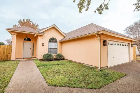 407 Cinnamon Teal Lp, Laredo, TX 78045 photo 1