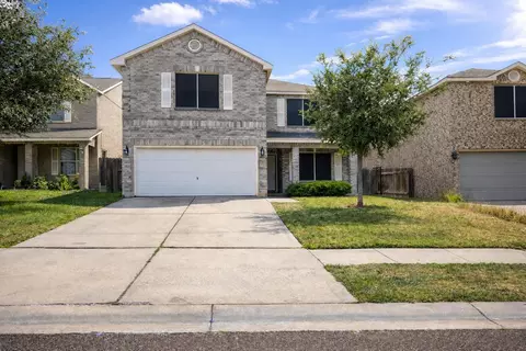 612 Pinos Cr, Laredo, TX 78043