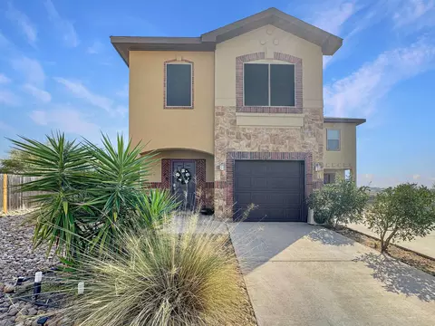 5311 Lost Hills Trl #5311, Laredo, TX 78041
