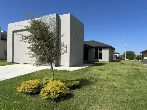 5536 Marble Falls St, Laredo, TX 78046