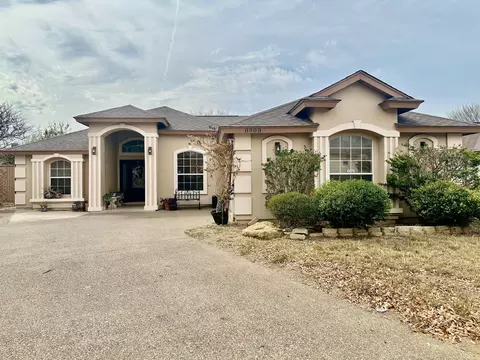 8908 Southern Oaks Lp, Laredo, TX 78045
