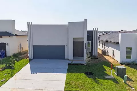 1723 Cordova Dr, Laredo, TX 78046