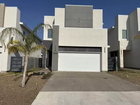 7515 Cresta Bella St, Laredo, TX 78045