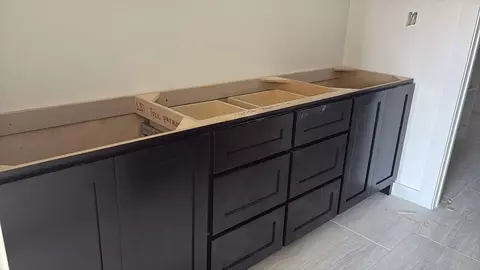 Bath - 6006 Heather Loop, Laredo, TX 78043 photo 1 of 2