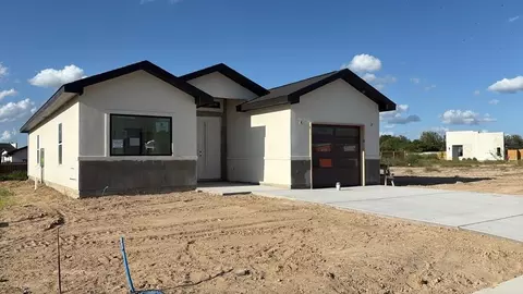 Exterior - 6006 Heather Loop, Laredo, TX 78043 photo 2 of 5