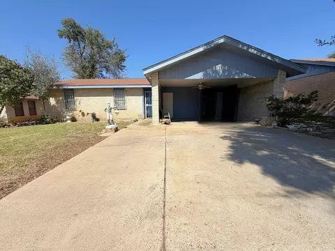 1504 Hibiscus Ln, Laredo, TX 78041