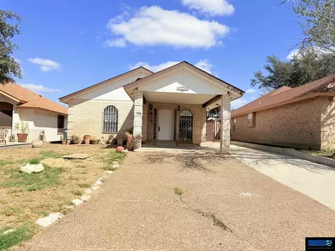 1428 Los Ebanos Dr, Laredo, TX 78041