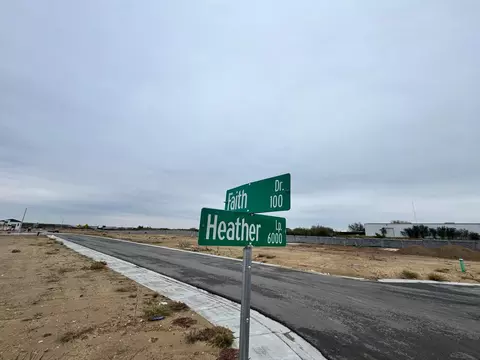 6015 Heather Loop, Laredo, TX 78043 photo 8