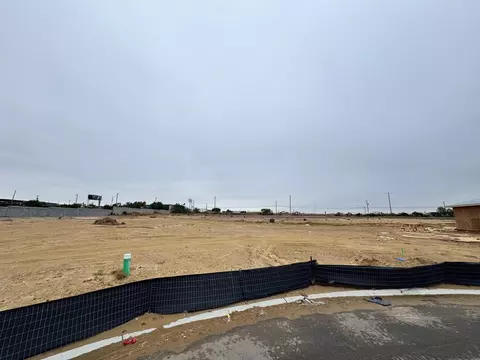 6015 Heather Loop, Laredo, TX 78043 photo 3