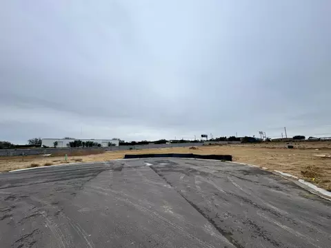 6015 Heather Loop, Laredo, TX 78043 photo 15