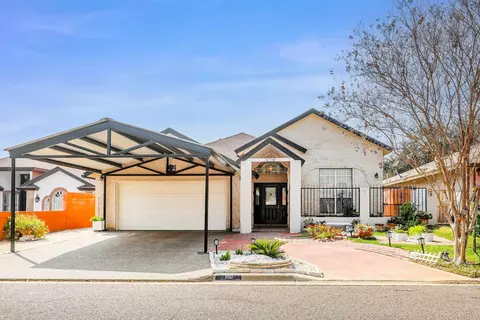 110 Lagos Ave, Laredo, TX 78045