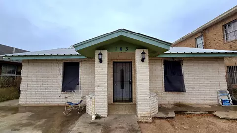 103 Malaga Dr, Laredo, TX 78046
