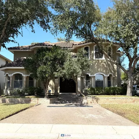 106 Lake Superior Rd, Laredo, TX 78041