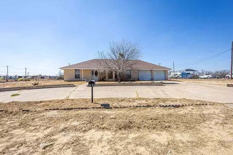 202 Ranch Rd, Laredo, TX 78043