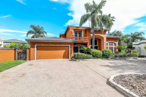 503 Avon Ct, Laredo, TX 78041