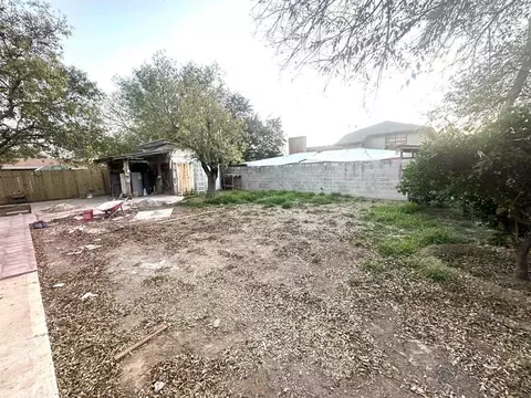 1202 Beverly Dr, Laredo, TX 78045 photo 30