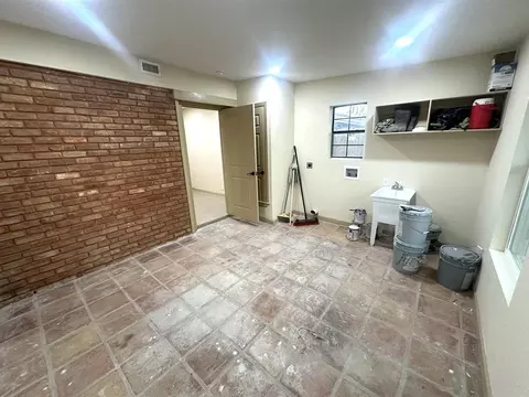 1202 Beverly Dr, Laredo, TX 78045 photo 13