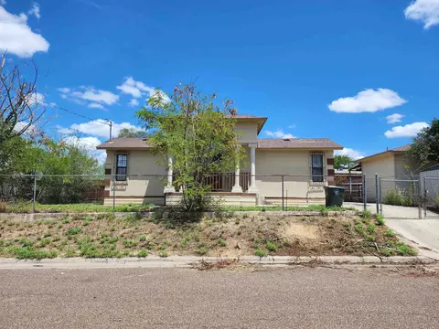 2202 Blaine St #REAR, Laredo, TX 78043