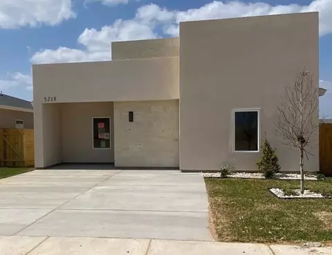5218 Curuba Dr, Laredo, TX 78046