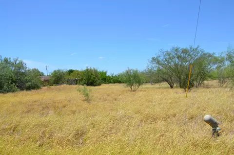 3024 S Us Highway 83, Zapata, TX 78076