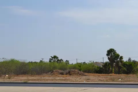 000 E Saunders St, Laredo, TX 78041 photo 7