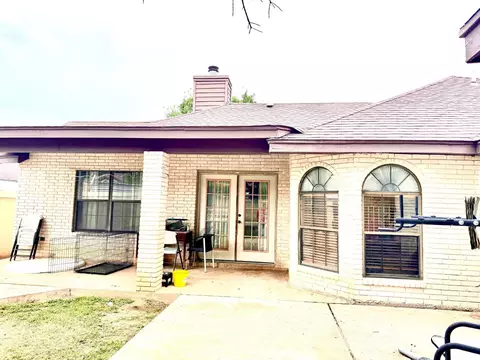 Exterior - 1202 St John Lp, Laredo, TX 78045 photo 3 of 7