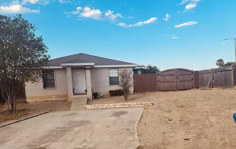 3920 Sand Creek Ct, Laredo, TX 78043