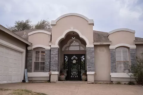 1605 Whitewood Dr, Laredo, TX 78045