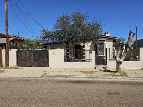 4523 La Cienega Ln, Laredo, TX 78046