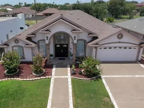 115 Yellowstone Lake Dr, Laredo, TX 78041